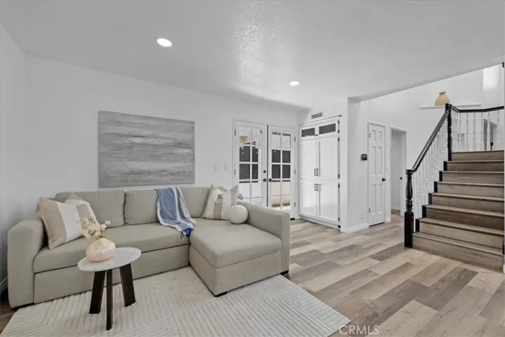 2103 Nelson Avenue A, Redondo Beach, California 90278