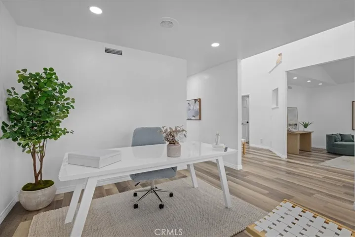 2103 Nelson Avenue A, Redondo Beach, California 90278