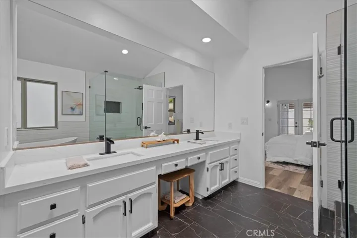 2103 Nelson Avenue A, Redondo Beach, California 90278