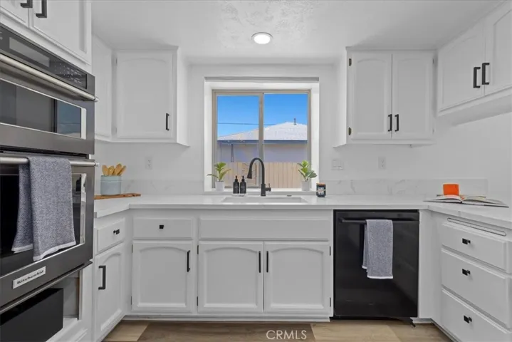 2103 Nelson Avenue A, Redondo Beach, California 90278