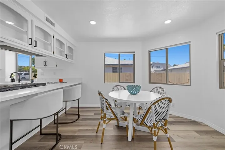 2103 Nelson Avenue A, Redondo Beach, California 90278