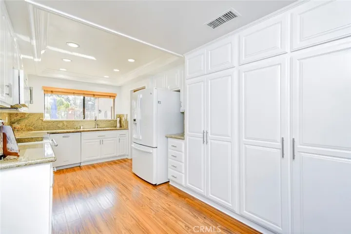5192 Duenas, Laguna Woods, California 92637
