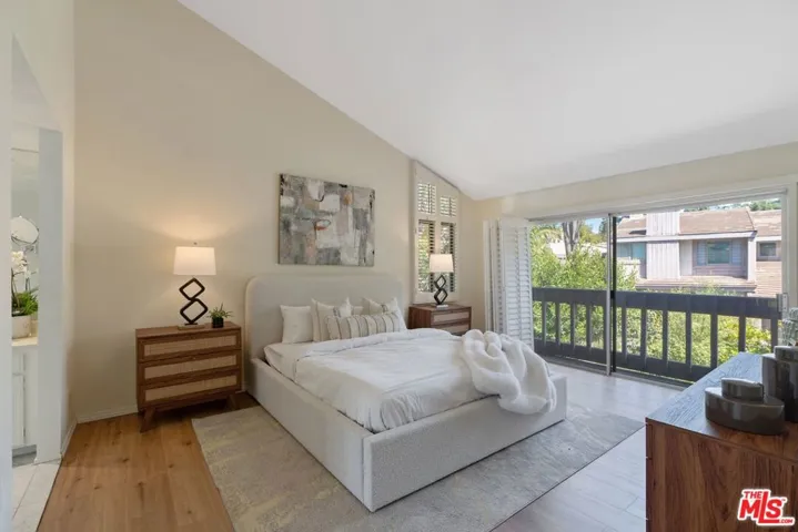 1307 Palisades Drive, Pacific Palisades, California 90272