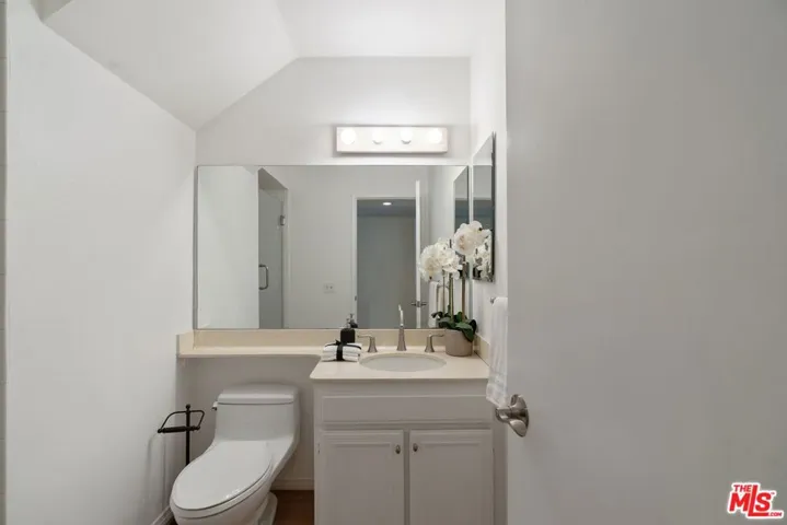 1307 Palisades Drive, Pacific Palisades, California 90272