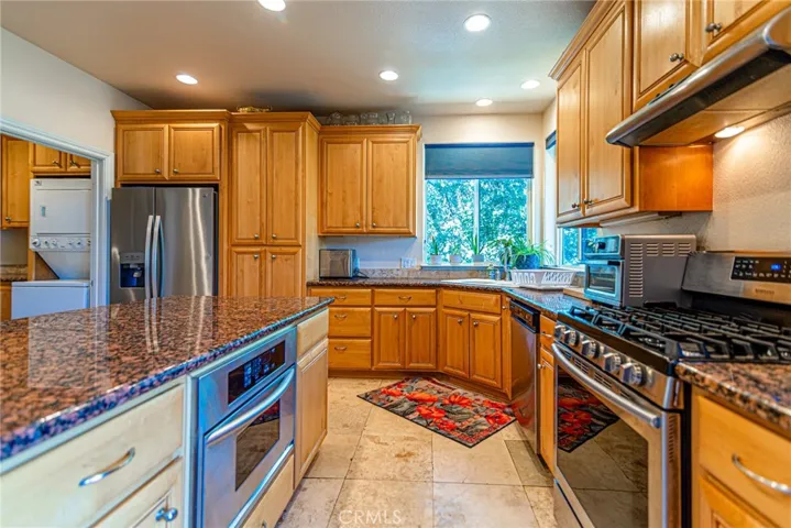 19950 Jigsaw Road, Hidden Valley Lake, California 95467