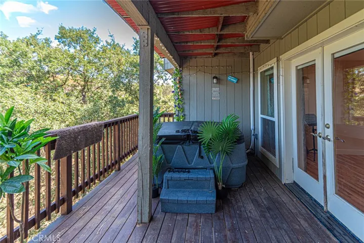 19950 Jigsaw Road, Hidden Valley Lake, California 95467