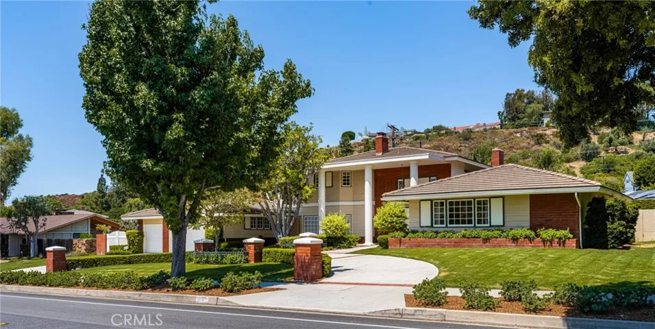 12191 Browning Avenue, North Tustin, California 92705