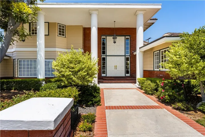 12191 Browning Avenue, North Tustin, California 92705