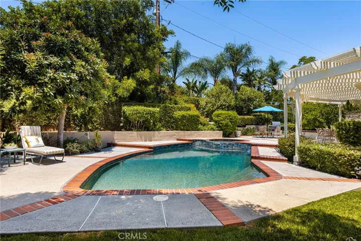12191 Browning Avenue, North Tustin, California 92705