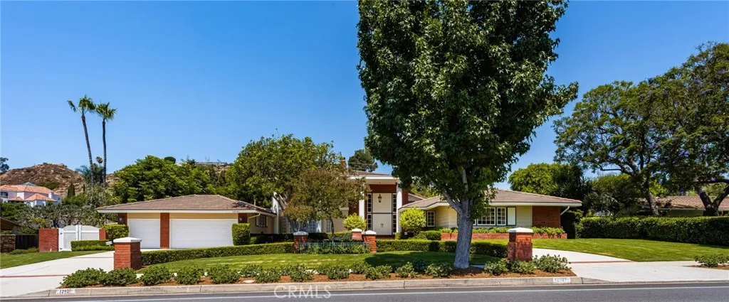 12191 Browning Avenue, North Tustin, California 92705