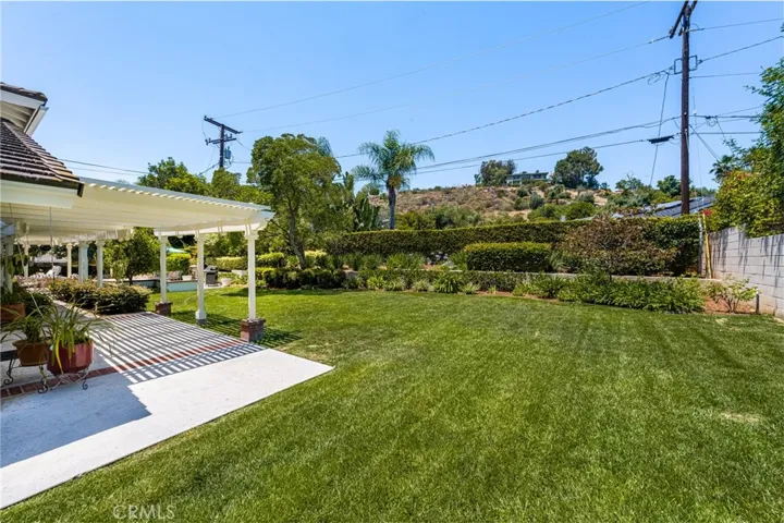 12191 Browning Avenue, North Tustin, California 92705