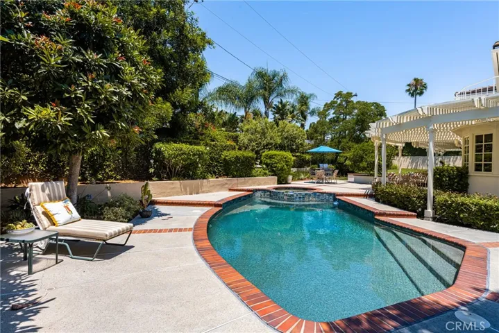 12191 Browning Avenue, North Tustin, California 92705
