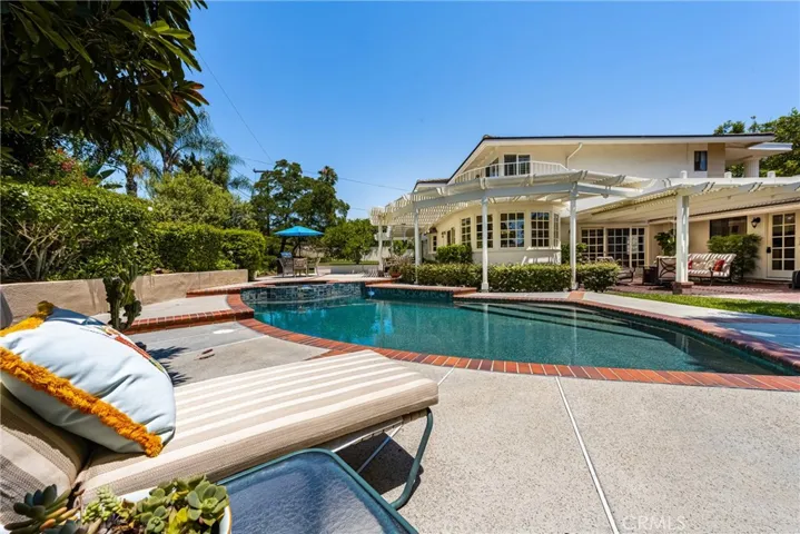 12191 Browning Avenue, North Tustin, California 92705
