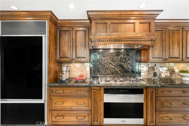 12191 Browning Avenue, North Tustin, California 92705