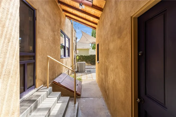 2430 French Street, Santa Ana, California 92706