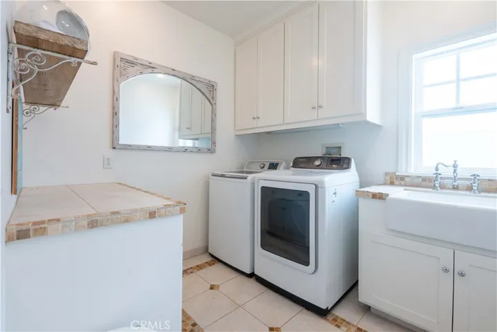 213 Lincoln Avenue, Huntington Beach, California 92648