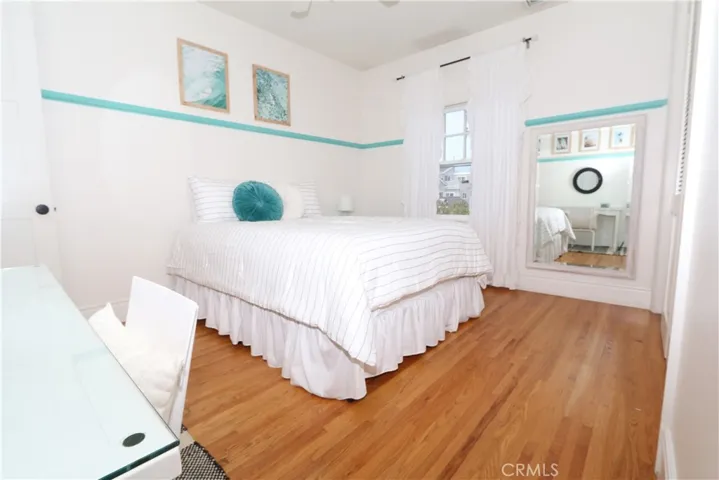 213 Lincoln Avenue, Huntington Beach, California 92648