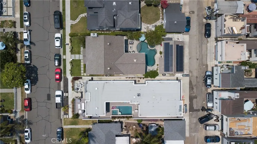 213 Lincoln Avenue, Huntington Beach, California 92648
