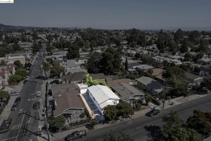 2936 Coolidge Ave, Oakland, California 94602