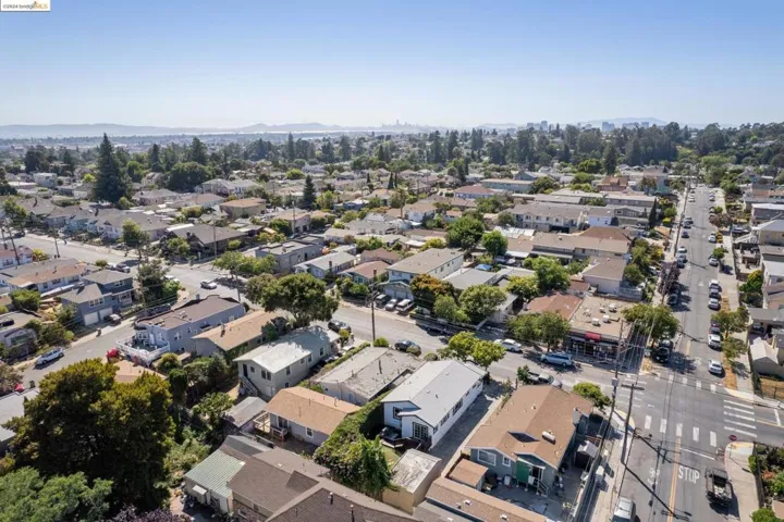 2936 Coolidge Ave, Oakland, California 94602