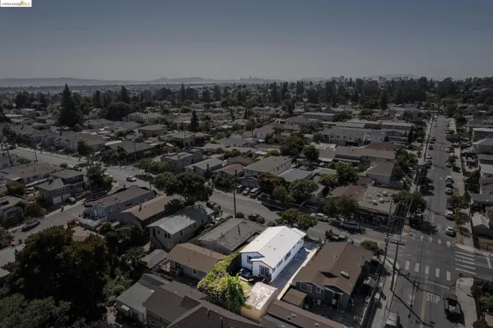 2936 Coolidge Ave, Oakland, California 94602