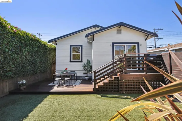 2936 Coolidge Ave, Oakland, California 94602