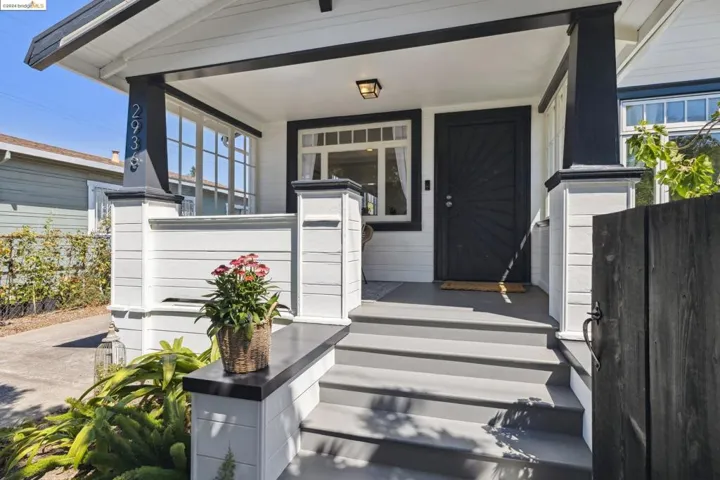 2936 Coolidge Ave, Oakland, California 94602