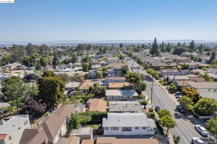 2936 Coolidge Ave, Oakland, California 94602