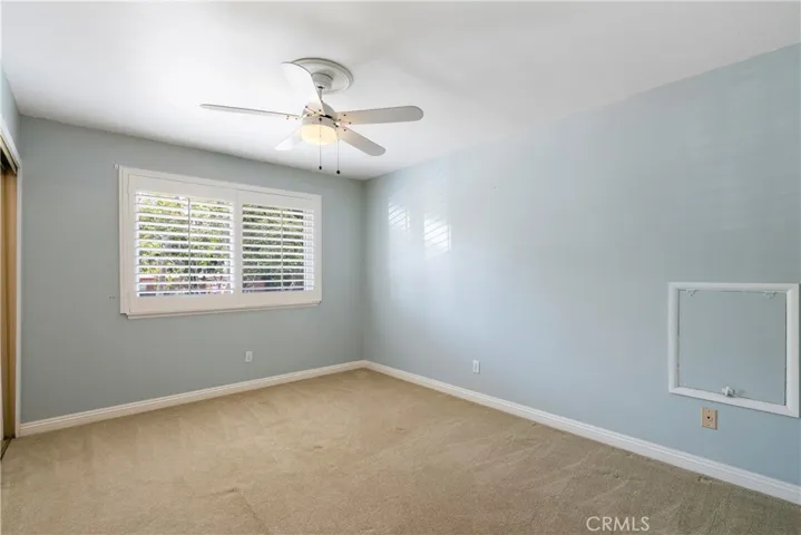 Upstairs bedroom (2)
