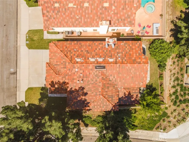 892 S Briar Rose Lane, Anaheim Hills, California 92808