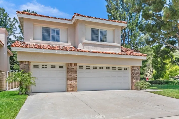 892 S Briar Rose Lane, Anaheim Hills, California 92808