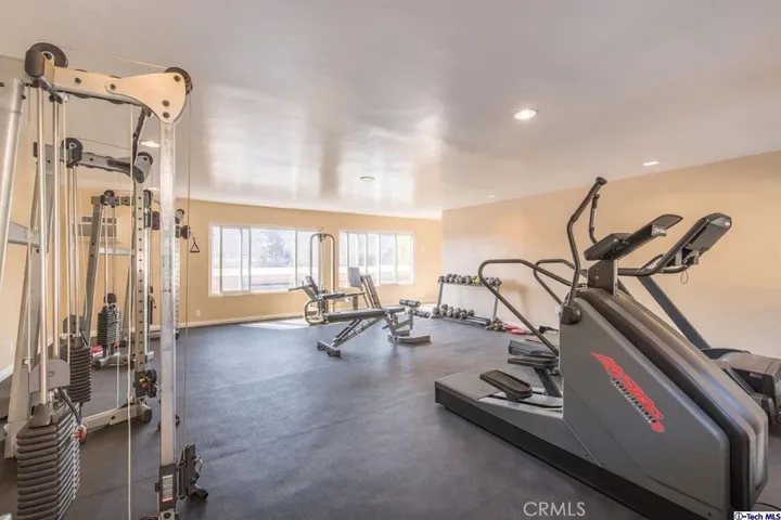 3220 Altura Avenue 133, Glendale, California 91214