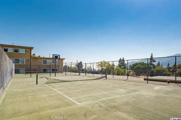 3220 Altura Avenue 133, Glendale, California 91214