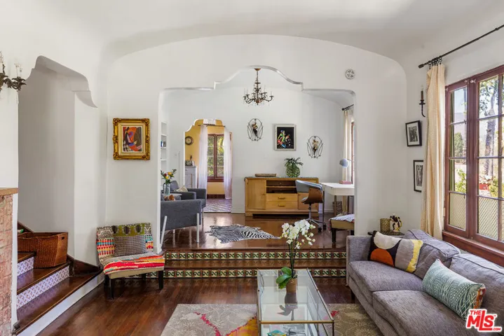 2014 Grace Avenue, Los Angeles, California 90068