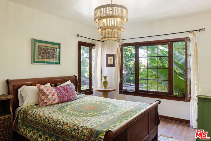 2014 Grace Avenue, Los Angeles, California 90068