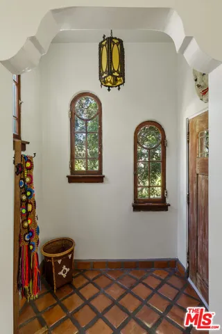 2014 Grace Avenue, Los Angeles, California 90068