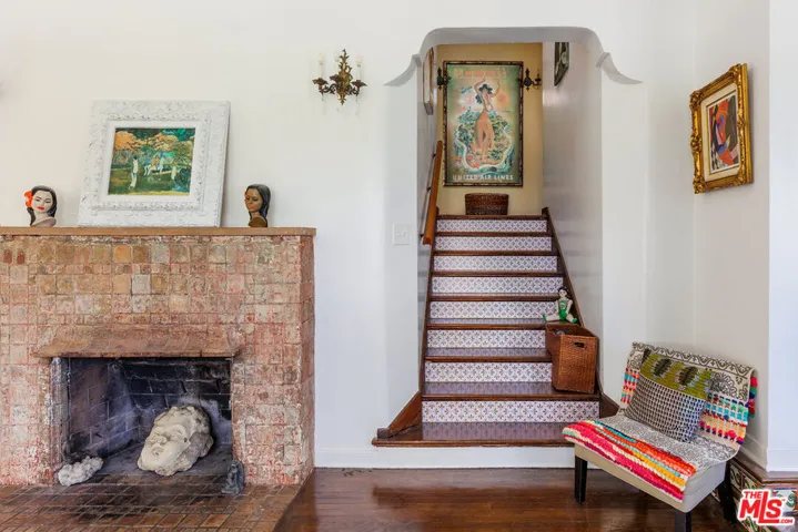 2014 Grace Avenue, Los Angeles, California 90068