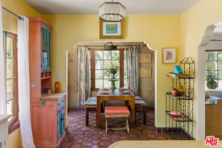 2014 Grace Avenue, Los Angeles, California 90068