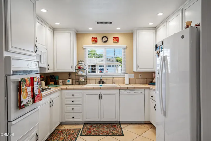 200 Crocker Ave MLS-11