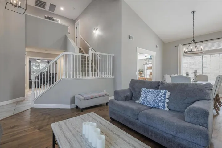 1304 Avenida Alvarado, Roseville, California 95747