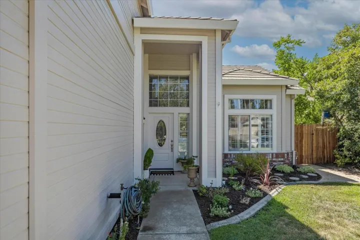 1304 Avenida Alvarado, Roseville, California 95747