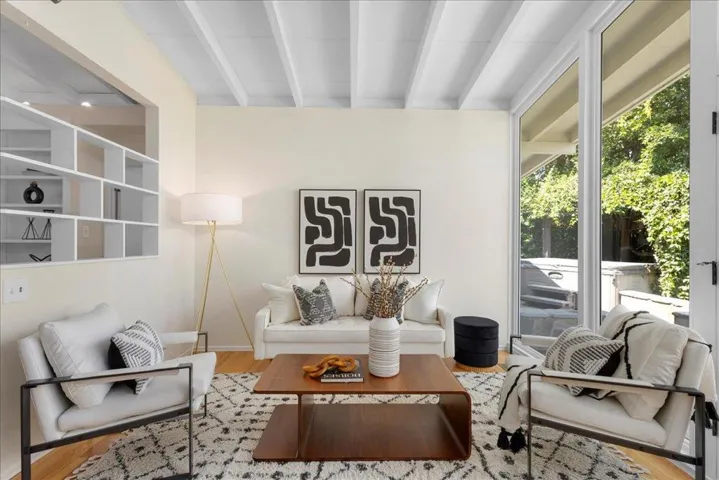 136 Thompson Avenue, Mountain View, California 94043