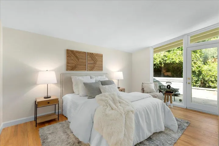 136 Thompson Avenue, Mountain View, California 94043