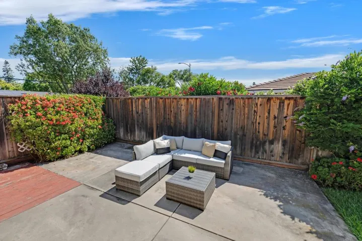2602 Glenbriar Drive, Saratoga, California 95070