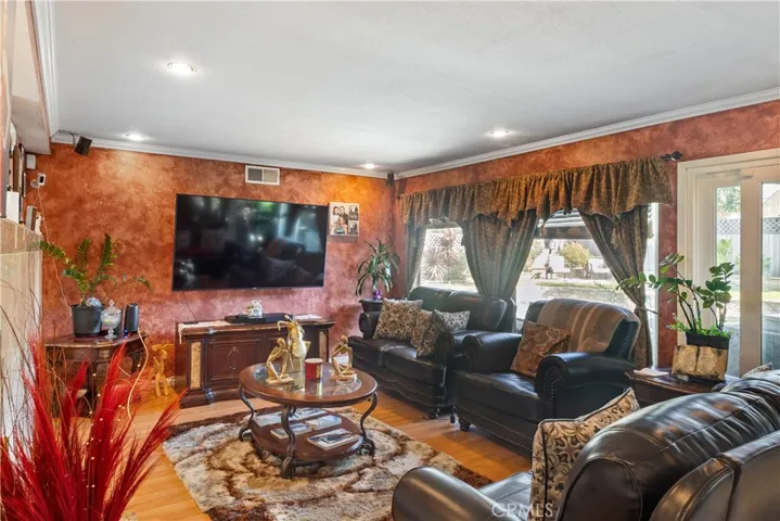 517 Kevin Way, Placentia, California 92870