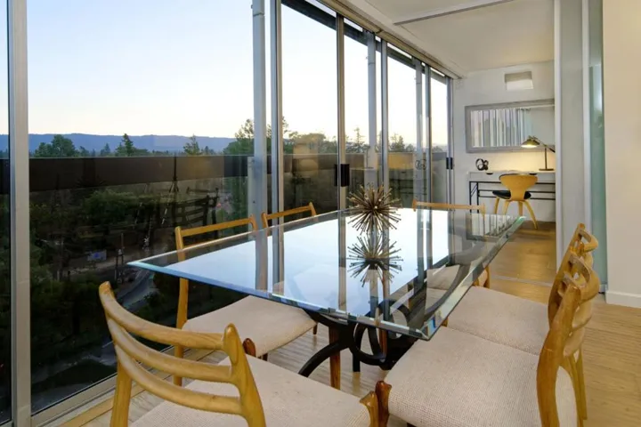 101 Alma 1004, Palo Alto, California 94301
