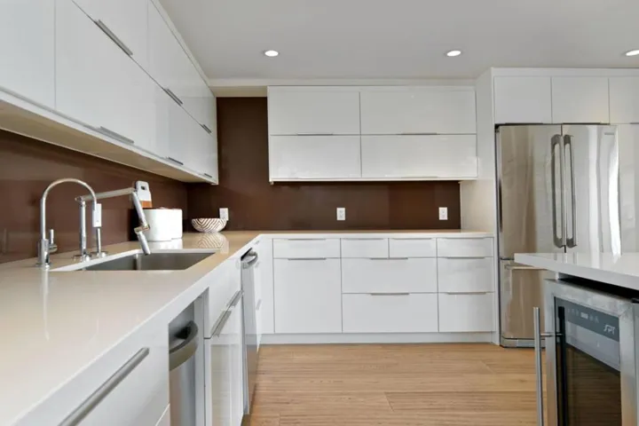 101 Alma 1004, Palo Alto, California 94301