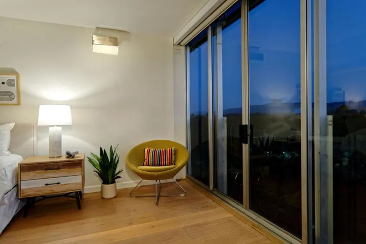 101 Alma 1004, Palo Alto, California 94301