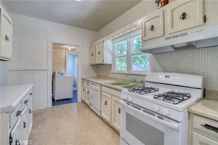 1262 Buchon Street, San Luis Obispo, California 93401