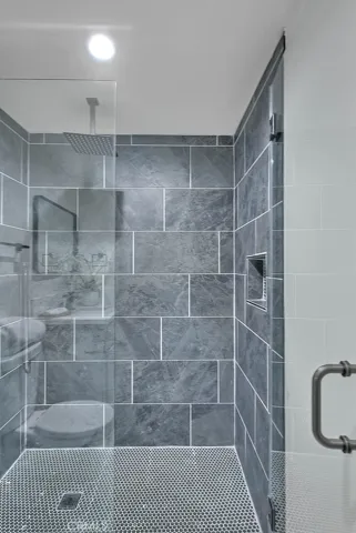 9236 S Hobart Boulevard, Los Angeles, California 90047